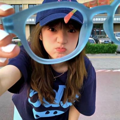 没妈的孩子像棵草